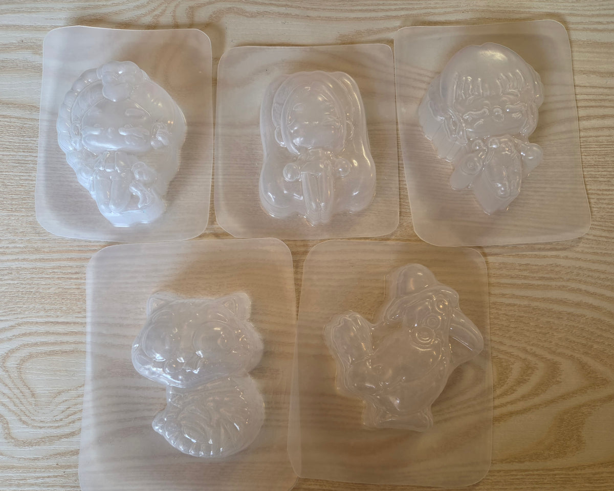 VACUUM MOLDS BOX # 7
