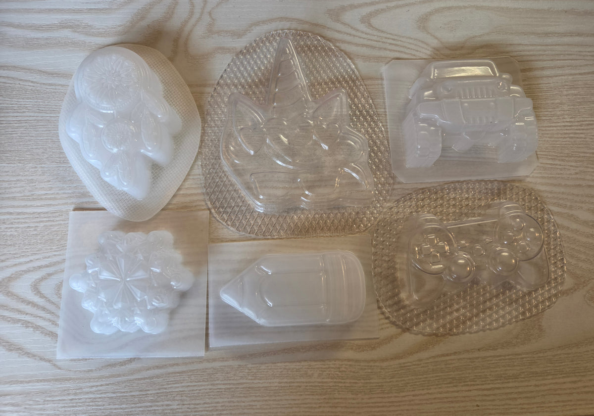 VACUUM MOLDS BOX # 7